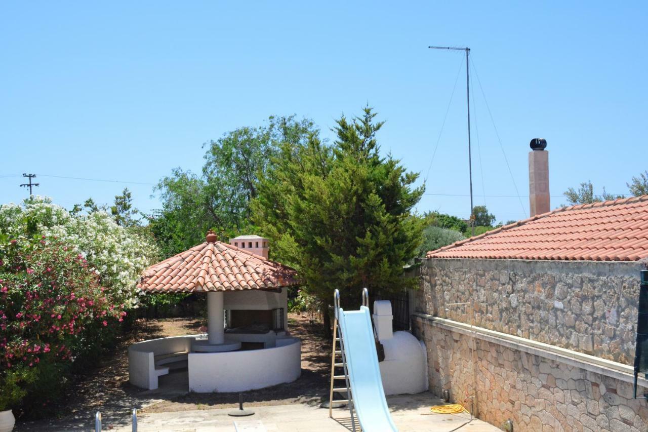 Villa Artemis Aegina Екстериор снимка