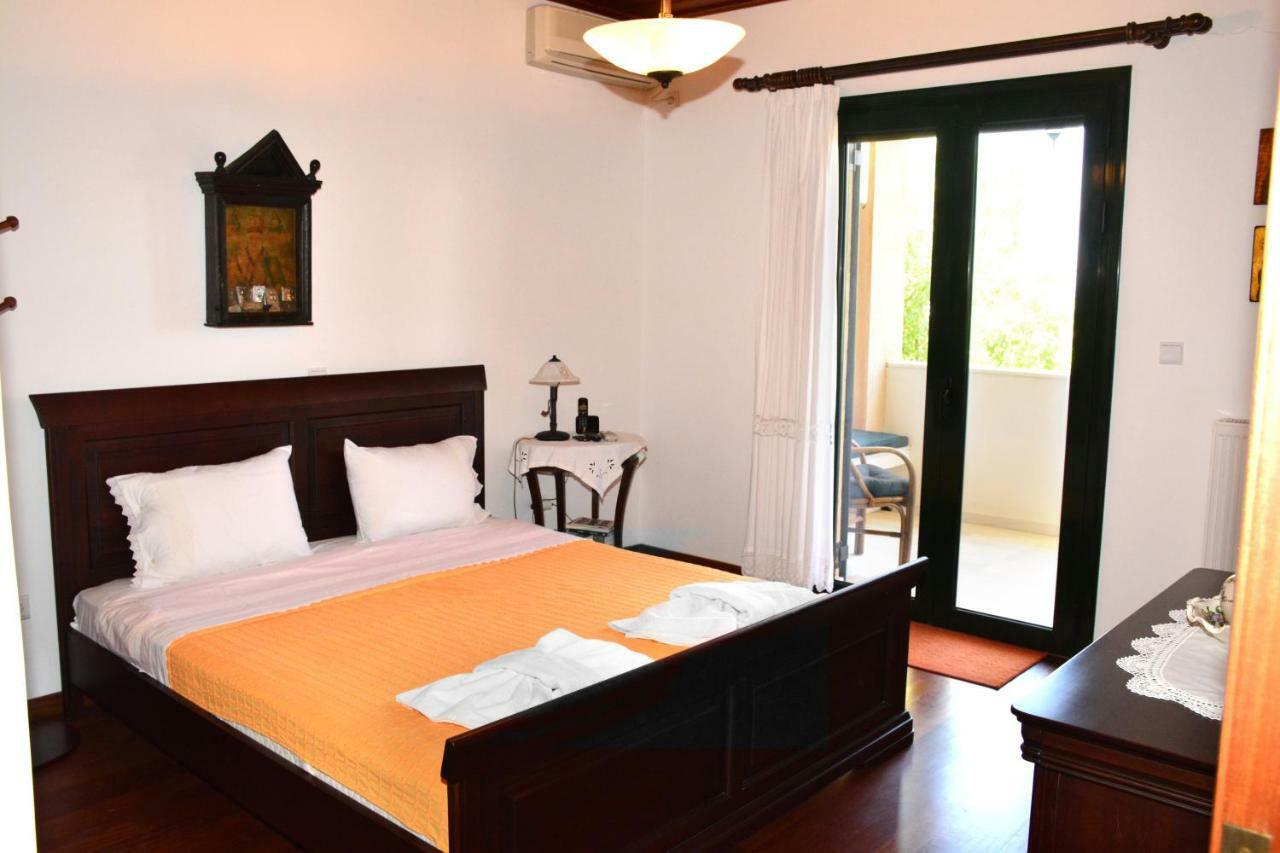 Villa Artemis Aegina Екстериор снимка
