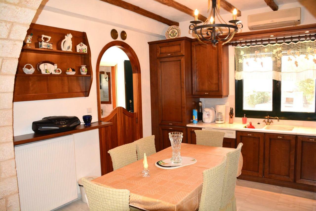 Villa Artemis Aegina Екстериор снимка
