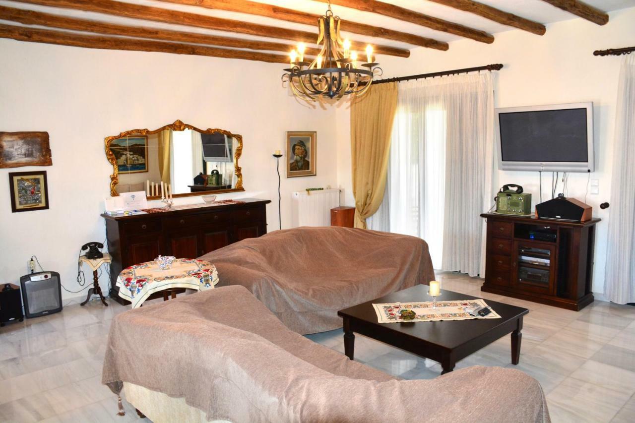 Villa Artemis Aegina Екстериор снимка