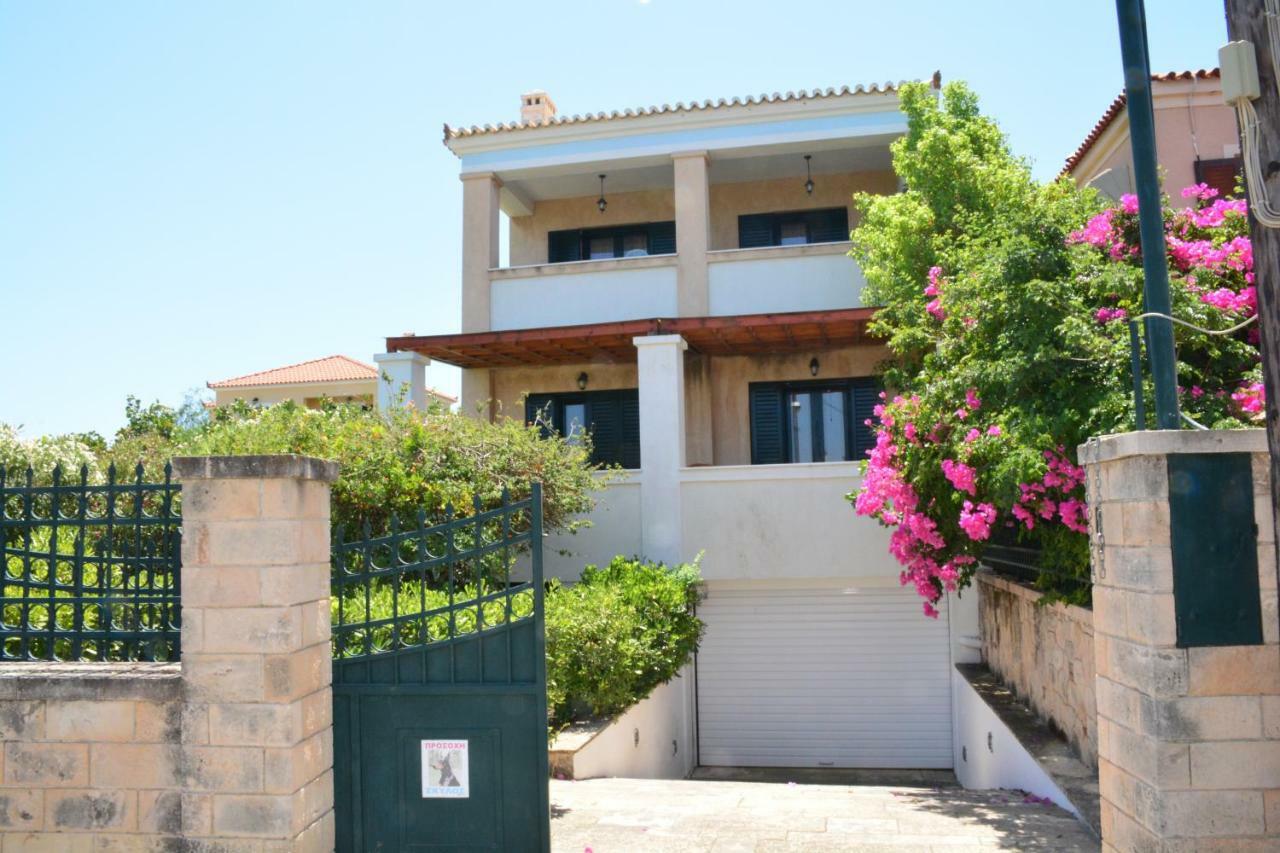 Villa Artemis Aegina Екстериор снимка